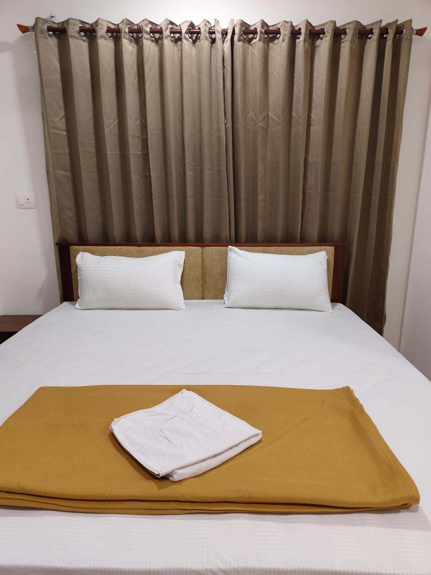 Hotel Nova Kochi Exteriér fotografie