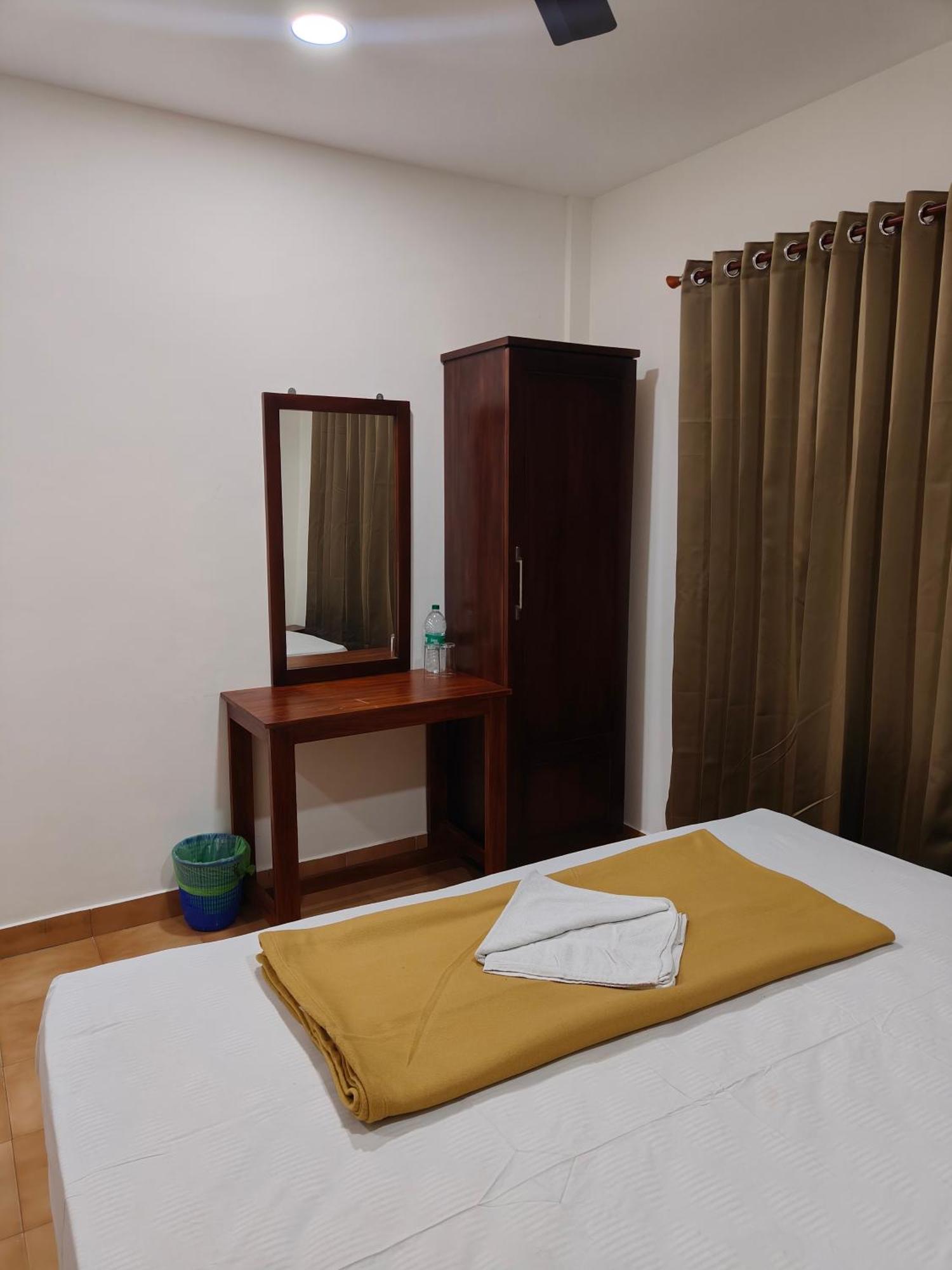 Hotel Nova Kochi Exteriér fotografie