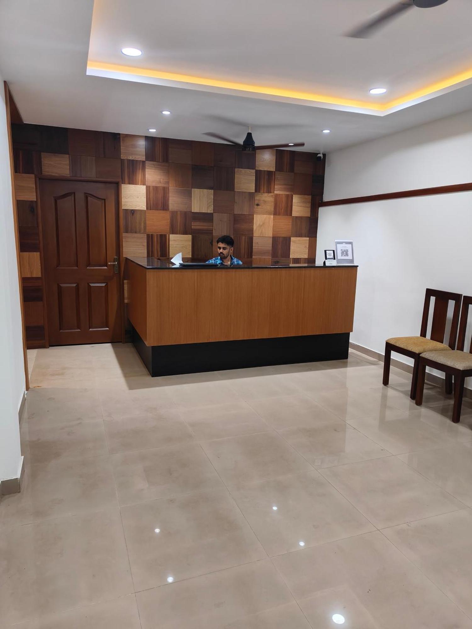 Hotel Nova Kochi Exteriér fotografie